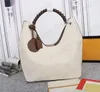 Cross Body Lady Carmel hobo bags Mahina perforé Craft Totes MM GM Vintage Taurillon cuir Crossbody Shoulder Purse Shopping Pocket Mono