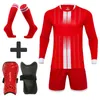 Vêtements de gym sur des enfants adultes personnalisés Jerseys Uniforms Tracksuit Boys Girls Soccer Clothes Frets Free Shin Guards Pads Sock 220920