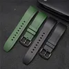 Bracelets de montres Bracelet de montre en caoutchouc fluoré de qualité 18 mm 20 mm 22 mm 24 mm Bracelet de montre sport Noir Bracelet vert avec barre à ressort à dégagement rapide 220921