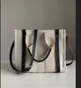 tote Borse per la spesa nuova borsa di design da donna in tela di lusso dovrebbe essere confezionata borse moda borsa messenger borsa zaino totes 32