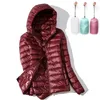 Piumino da donna Parka Piumino da donna Autunno Inverno Cappotto Primavera Parka per donna calda Capispalla con cappuccio portatile ultra leggero basic femminile 220921