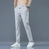 Męskie dżinsy jeansowe marka wiosenne letnie spodni swobodne spodnie Slim Pant Proste cienkie spodnie Męskie moda Khaki Jogging 28-38 220920