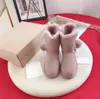 Avec boîte Australie Daim Shearling Bottes Australien Marque WGG Chaussures Fourrure Boule Chaîne Bottine Femmes Hommes Mi-mollet Chaussons En Peluche Moelleux