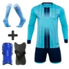 Vêtements de gym sur des enfants adultes personnalisés Jerseys Uniforms Tracksuit Boys Girls Soccer Clothes Frets Free Shin Guards Pads Sock 220920