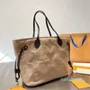 Designer - Borse per la spesa invernali da donna in piuma da uomo Fashion Design Ricamo Borse Borsa a tracolla con cuscino Borsa a tracolla di grande capacità