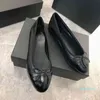 Sıradan Ayakkabı Kadın Markası Bale Daireler Deri Loafers Kadın Hoes Ladies Ayakkabı Bling Gümüş Yuvarlak Toe Parlatıcı33 Ccity Gyou