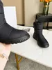 2022 Nieuwe vorst enkel Hoge laarzen wit gewatteerd effect nylon en vacht ￩￩n all-over materialen zwarte witte dubbele kleur