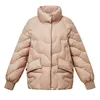 Winter 2022 Womens Down Jacket Mulheres Design Sensidade de Moda Stand Collar Logo Quente Pequena Trendência