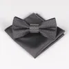 Nœuds papillons Soie Solide Business Bowtie Hommes Vintage Mode Nouveauté Blanc Noir Bleu Mariage Cravate Poche Carré Mouchoir Ensemble