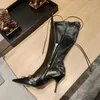 Cagole Designer Boots Woman Winter Black nee-High Boots Stud Stud Backle装飾した先の尖ったつま先セクシーなスティレットヒール本革の背の高いブーツショートシューズアンクルブーツ