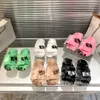 2022 Designer Allover Kvinnor tofflor Furry Plush Slide Fur Sandals Warme Slipper Inomhus vinter sandaler Gr￶n svart vit beige