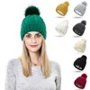 Protéger les cheveux bonnet doublé de satin femmes bonnet tricoté avec pompon boule de fourrure sur le dessus dame hiver bonnets de neige garder au chaud casquettes de crâne