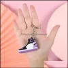 سلاسل المفاتيح الإبداعية Mini PVC Sneakers سلاسل المفاتيح للرجال للنساء الرياضة الرياضية أحذية مفتاحية حقيبة اليد سلسلة السلة