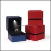 Ювелирные коробки Оптовая светодиодная светодиодная подарочная коробка Серьевая коробка Серьезное кольцо свадебное украшение на дисплей Упаковка