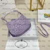 Borsa hobo di design a mezzaluna in cristallo di lusso: diamanti d'imitazione, tela, monospalla, ascellare - per donne chic