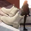 Boots helt nya chelsea mjuk läder fotled städer kvinnor höst slip-på plattform skor mode femme plysch varm vinter y2209