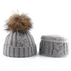 スカーフラップ帽子スカーフグローブセット冬の赤ちゃんの帽子スカーフセット本物のアライグマファーポンポム