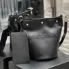 Emmanuelle Small Bucket Bag Zamknięcie sznurka carre pikowane przesadzone wytłoczenie Paris podpis Le Maillon Hook torebki na ramię joe mini luksusowe cross