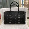 HBP Avrupa ve Amerikan Moda Günlük Lady Bag Kişilik Perçin Deri Kadın Omuz Crossbody Seyahat El 220810