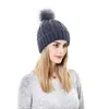 Bonnet en laine tricoté pour femme, bonnet à pompon, à la mode, chapeau en boule de fourrure, casquette chaude avec intérieur en Satin pour protéger les cheveux, hiver