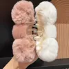 Kış Peluş Büyük Boy Saç Pençesi Taklit Kürk Kelepçeleri Tokalar El Yapımı Kızlar Şapkalar Büyük Yakalama Klip Tokası saç aksesuarları