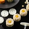 Bakgereedschap driedimensionaal verdikt plastic materiaal Mooncake-mal Chrysanthemum vorm Kantonese handdruk 150 g mal