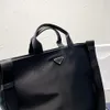 Luxury Tote Bag designer handväska svart nylon stor kapacitet axelväska damer mode shopping shopping