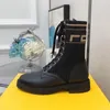 Kadınlar Martens Boots Designer Boot Ayak bileği botları moda streç topuklar Kış Chelsea Motosiklet Sürüş Boyutu 35-41
