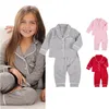 Pyjama's 2 PCS Infant Kids Girls Boys Pyjama Sets lange mouw reversknoppen shirt top pant katoen katoen met slaapkleding nachtkleding 220922