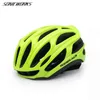 Fahrradhelme Rennradhelm Ultraleicht Radfahren Integral geformter Helm Bergreiten Fahrrad Atmungsaktive Helme für Männer Frauen T220921