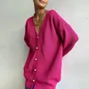 Women Sweater v الرقبة الصلبة كارديجان أنيقة طويلة الأكمام الطويلة أحادية الصدر في فصل الشتاء الشتاء أنثى الشوارع متوكى أعلى