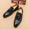 Elegant Loafers Men Fashion Pointed Toe Solid Color Plaid PU ing Faux Suede Tassel Business Casual Wedding Party Daily All-match AD184