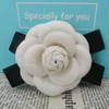 Broscher koreanska stora ull kamelia blommor brosch boutonniere lapel stift smycken bowknot corsage gåvor för kvinnliga tillbehör