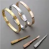 Retromodearmband Damarmband Smyckesdesigner lyxsmycken i titanstål Vänskapspararmband Utsökt personligt armband män