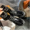 Martin Boots Designer Sonbahar Kış Kadın Ayakkabı Düz ​​Çöl Boot Gerçek Deri Ayakkabı Fermuar Mektubu Moda Lady Boots Büyük Boyut 35-41 US4-US10 Kutu