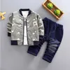 kurtka dzieci garnituje zestaw zestawu niemowlęcia swobodne zestawy odzieży płaszcz topy spodni 3pcs moda