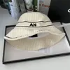 Diseñador de lujo Sombreros de cubo Gorras de béisbol negras para hombre Sombreros tejidos blancos Sombrero de pescador de diseñador de moda para mujer Sombrero de sol ajustado Fedora de otoño C2022