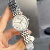 Montre de Luxe Womens Watches 30mm Importerad Quartz Movement Steel Case Deep Sea Color Shell Literal Diamond Watch Wristwatches
