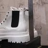 I designer vestono scarpe da festa di nozze moda rivetto alto bianco sport sneakers casual punta tonda fondo spesso stivali da passeggio per il tempo libero all'aperto Y10