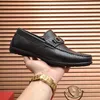 2022 드레스 슈즈 가죽 신발 비즈니스 옥스포드 브랜드 젠틀 디자이너 남성용 정장 Black Pointed Toe Mens Casual Shoe