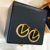 Bejeweled Women Hoops Earrings Gold Color Alphabet 패션 디자이너 간단한 귀걸이 디자이너 LETT L LETTR LETTR LETTR LETTRY LINTHLE PARTY GEFL 22092302CZ