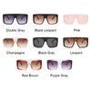 Óculos de sol 2022 designer de moda de grandes dimensões de mulheres óculos para fêmeas gradiente quadrado vintage One Piece Oculos