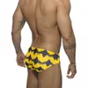 Męskie stroje kąpielowe Summer Men Szybkie seksowne krótkie bystry pływackie moda męska Europa Ameryka Szybki suchy kąpiel stroju kąpielowego Sport plażowy Trunks J220913