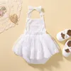 Rompers 2022 baby sommarkläder nyfödda baby flicka vit spets blommig romper ärmlös halter ruffles jumpsuits outfit j220922