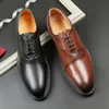 Fashion Oxford Men Shoes Classic Couleur solide Pu Patché à tissu ing Business Business Casual Wedding Party Daily Ad200