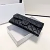 Luxury Designer Bag Axel Handv￤skor C Kvalitet H￶gmodig kvinnliga pl￥nb￶cker Koppling Totes Crossbody Cowhide Card Key V￤skor Damer L￥ngv￤ska 5A med l￥da