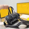 イブニングバッグ バッグ ショルダー FENbag デザイナーバッグ トートバッグ 女性 レザー ハンドバッグ 枕文字プリント クロスボディバッグ ショッピング 旅行 22082