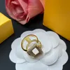 Designerskie pierścionki z brylantami dla kobiet Projektanci luksusów Złota obrączka Moda Urok Perły Kolczyki Luksusowa biżuteria