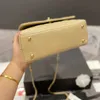 Sac de créateur de luxe Sacs à main à bandoulière C Qualité Haute couture femmes portefeuilles Embrayage fourre-tout CrossBody peau de vache chaîne classique Sacs de messager Sac à main pour dames 5A sac à main