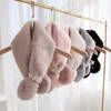 الأوشحة الجديدة مزيفة من الفراء وشاح المريلة دافئة فو ، مطعمة مع الخرز فتاة أنيقة echarpe peluche femme y2209